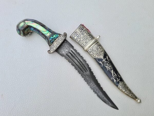 silver-koftgari-and-damascus-blade